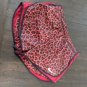 ✨ SPARKLE LEOPARD RUNNING SHORT